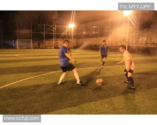 足球明星战损版手机揭秘独特设计与性能魅力让你感受足球激情与科技结合